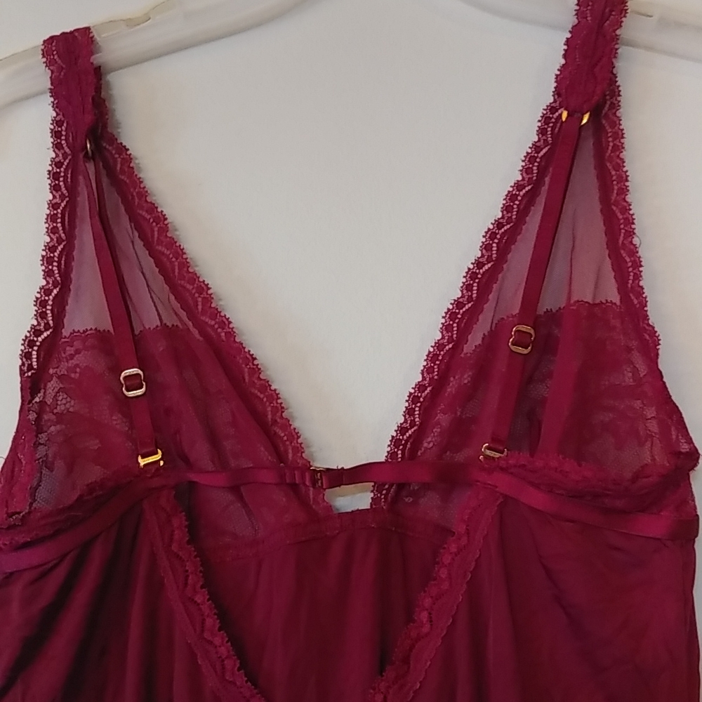 Victoria Secret sleepwear - Picture 3 of 6